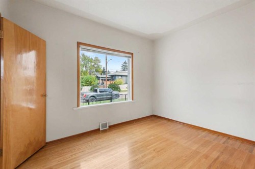 1731 26 Avenue Se, Calgary, AB 