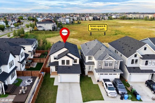22 Copperhead Bay Se, Calgary, AB 