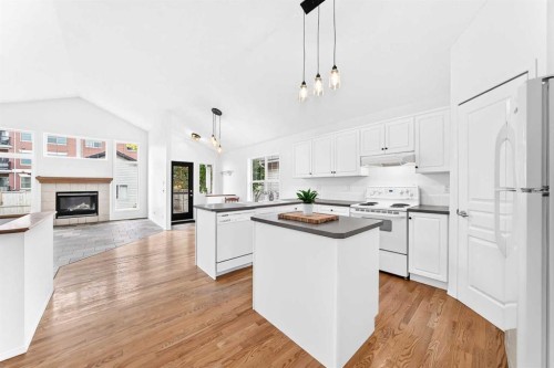 73 Inverness Green Se, Calgary, AB 