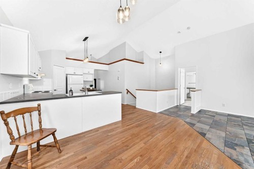 73 Inverness Green Se, Calgary, AB 