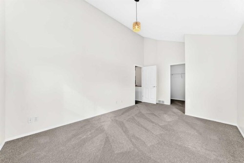 73 Inverness Green Se, Calgary, AB 