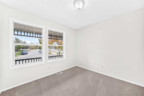 73 Inverness Green Se, Calgary, AB 