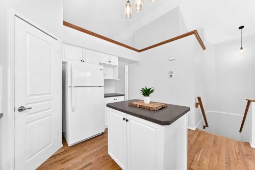 73 Inverness Green Se, Calgary, AB 
