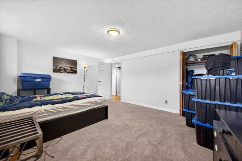 63 Beaconsfield Way Nw, Calgary, AB 