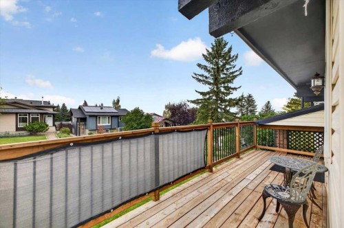 63 Beaconsfield Way Nw, Calgary, AB 