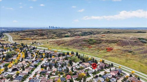 63 Beaconsfield Way Nw, Calgary, AB 