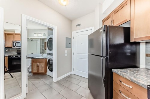 443-26 Val Gardena View Sw, Calgary, AB 
