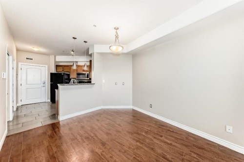 443-26 Val Gardena View Sw, Calgary, AB 