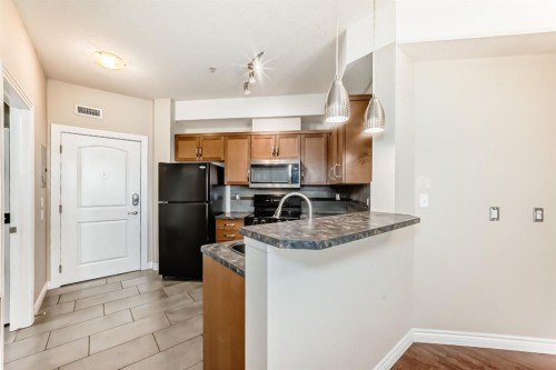 443-26 Val Gardena View Sw, Calgary, AB 
