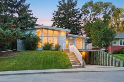 35 Cornwallis Drive NW Calgary, AB T2K 1T6