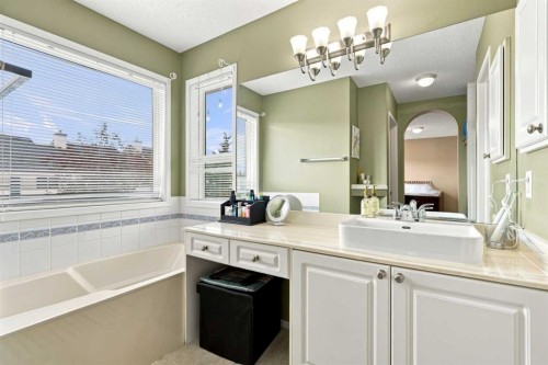 113 Rocky Ridge Point Nw, Calgary, AB 