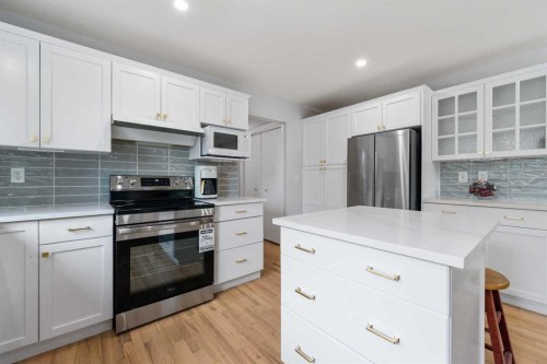 479 Bracewood Crescent Sw, Calgary, AB 