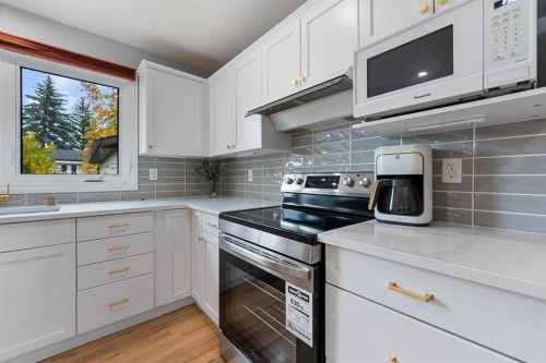 479 Bracewood Crescent Sw, Calgary, AB 