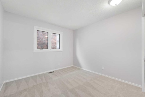479 Bracewood Crescent Sw, Calgary, AB 