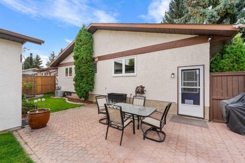 479 Bracewood Crescent Sw, Calgary, AB 