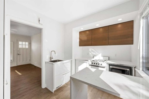 221 26 Avenue Ne, Calgary, AB 