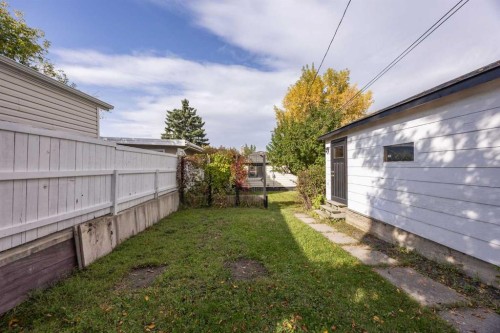 221 26 Avenue Ne, Calgary, AB 