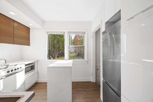 221 26 Avenue Ne, Calgary, AB 