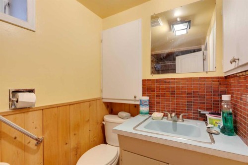 130 30 Avenue Ne, Calgary, AB 