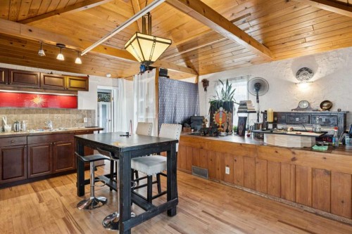 130 30 Avenue Ne, Calgary, AB 