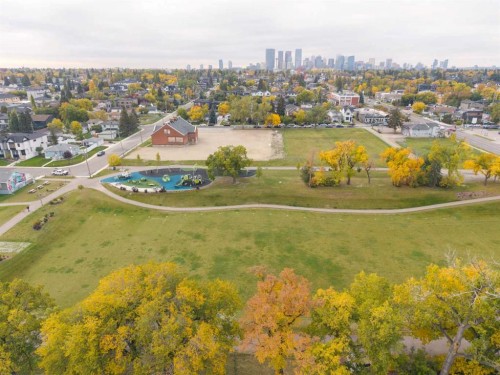 130 30 Avenue Ne, Calgary, AB 