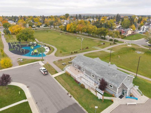 130 30 Avenue Ne, Calgary, AB 