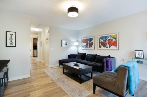 1907-2445 Kingsland Road SE Airdrie, AB T4A 0B5