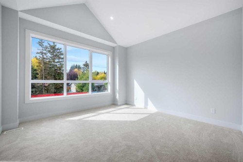 8308 34 Avenue Nw, Calgary, AB 