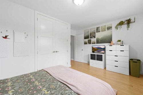 9 Foxwell Road Se, Calgary, AB 