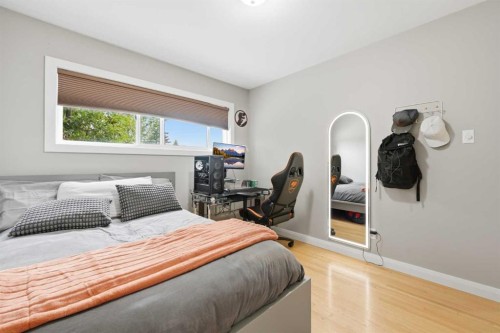 9 Foxwell Road Se, Calgary, AB 