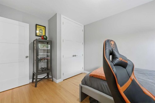 9 Foxwell Road Se, Calgary, AB 