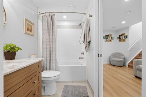 9 Foxwell Road Se, Calgary, AB 