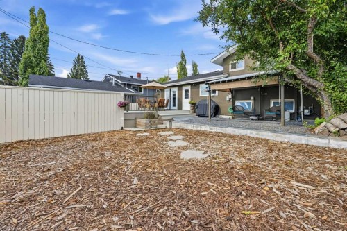 9 Foxwell Road Se, Calgary, AB 