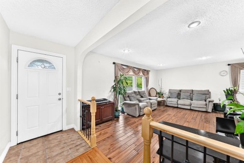 115 Whitehorn Road Ne, Calgary, AB 