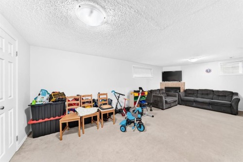 115 Whitehorn Road Ne, Calgary, AB 