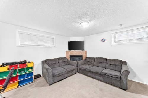 115 Whitehorn Road Ne, Calgary, AB 