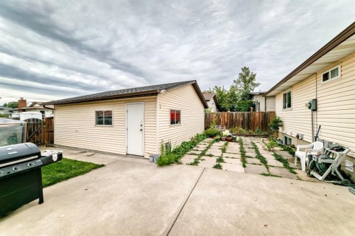 115 Whitehorn Road Ne, Calgary, AB 