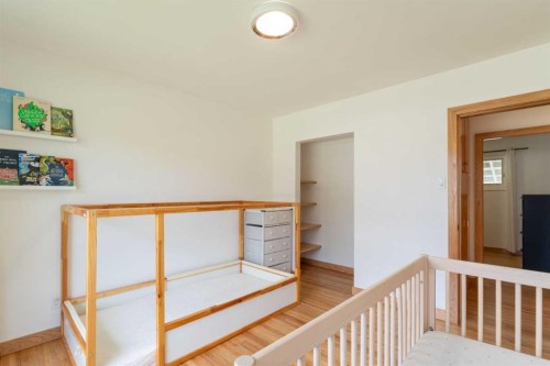 29 Hillary Crescent Sw, Calgary, AB 