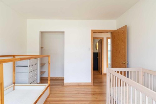 29 Hillary Crescent Sw, Calgary, AB 