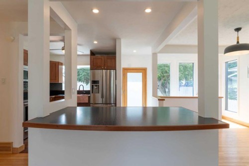 29 Hillary Crescent Sw, Calgary, AB 