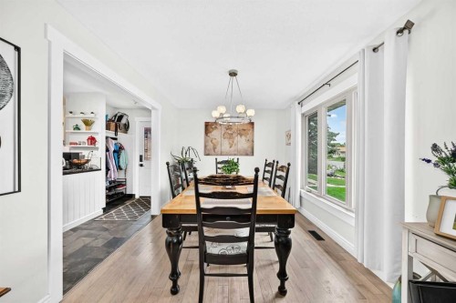 204 Midridge Crescent Se, Calgary, AB 