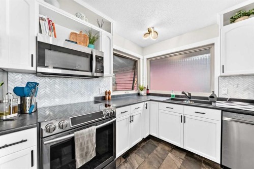 204 Midridge Crescent Se, Calgary, AB 