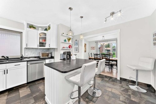 204 Midridge Crescent Se, Calgary, AB 