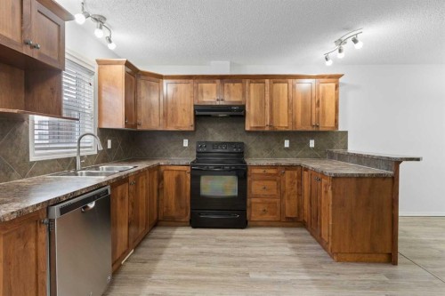902 Prairie Sound Circle Nw, High River, AB 