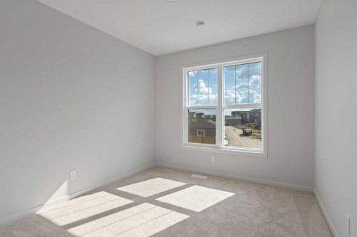 308 Montrose Crescent Se, High River, AB 