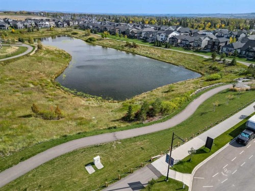 4110-100 Banister Drive, Okotoks, AB 