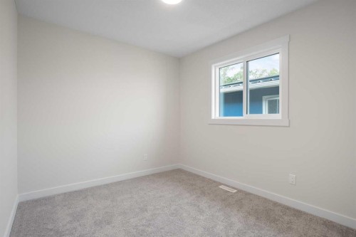 38 4 Avenue Se, High River, AB 