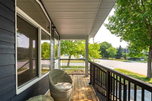 38 4 Avenue Se, High River, AB 