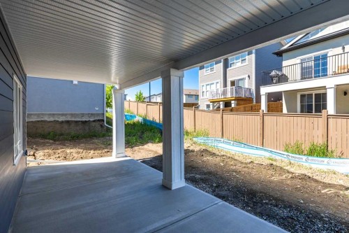 204 Monterey Bay Se, High River, AB 