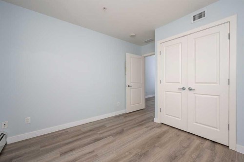 2007-99 Spruce Place Sw, Calgary, AB 